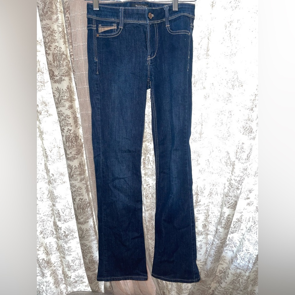 White House black market blue jeans